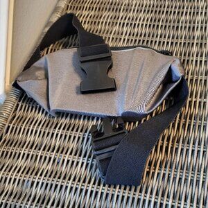 Hidden Money Pouch Waist Fanny Pack Cell Gray Hiking Cruise Excursion Waitress